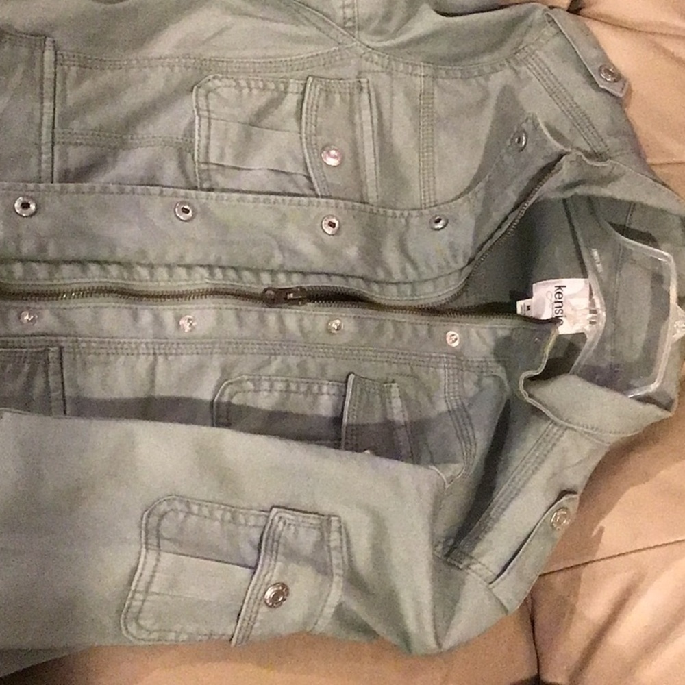 Jacket - Picture 7 of 7